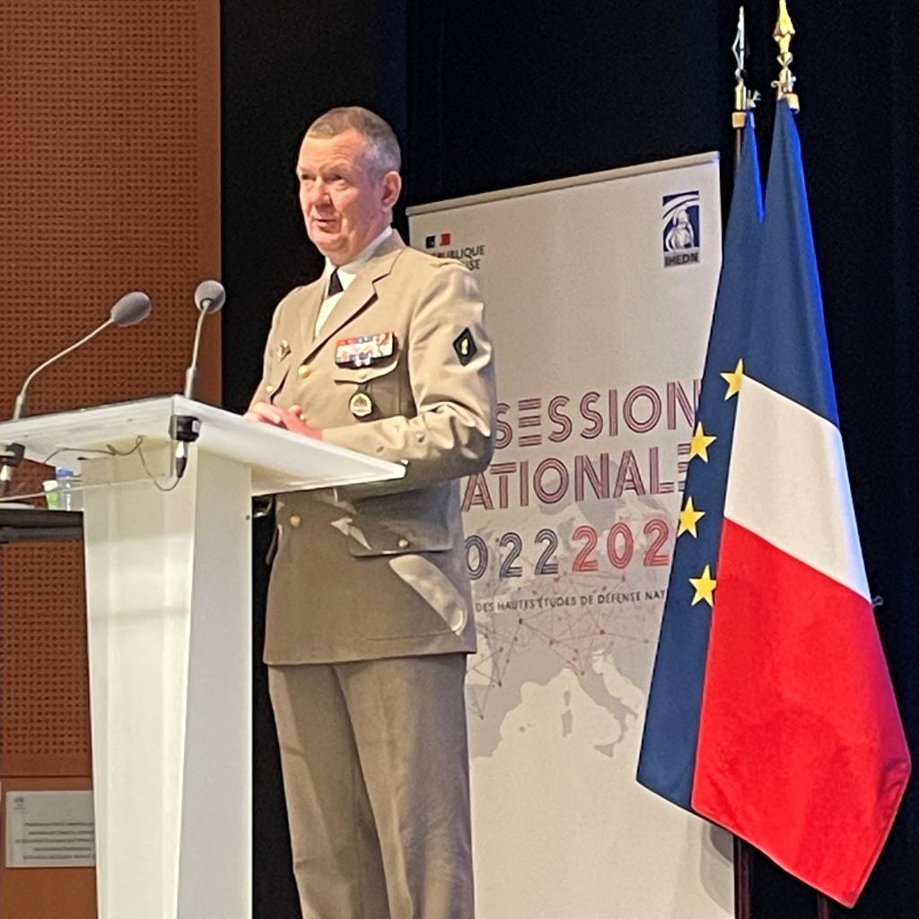 Le directeur ouvrant le module sur les nouveaux enjeux
