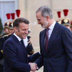 Photo du roi d'Espagne et de Emmanuel Macron
