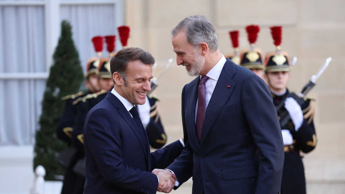 Photo du roi d'Espagne et de Emmanuel Macron